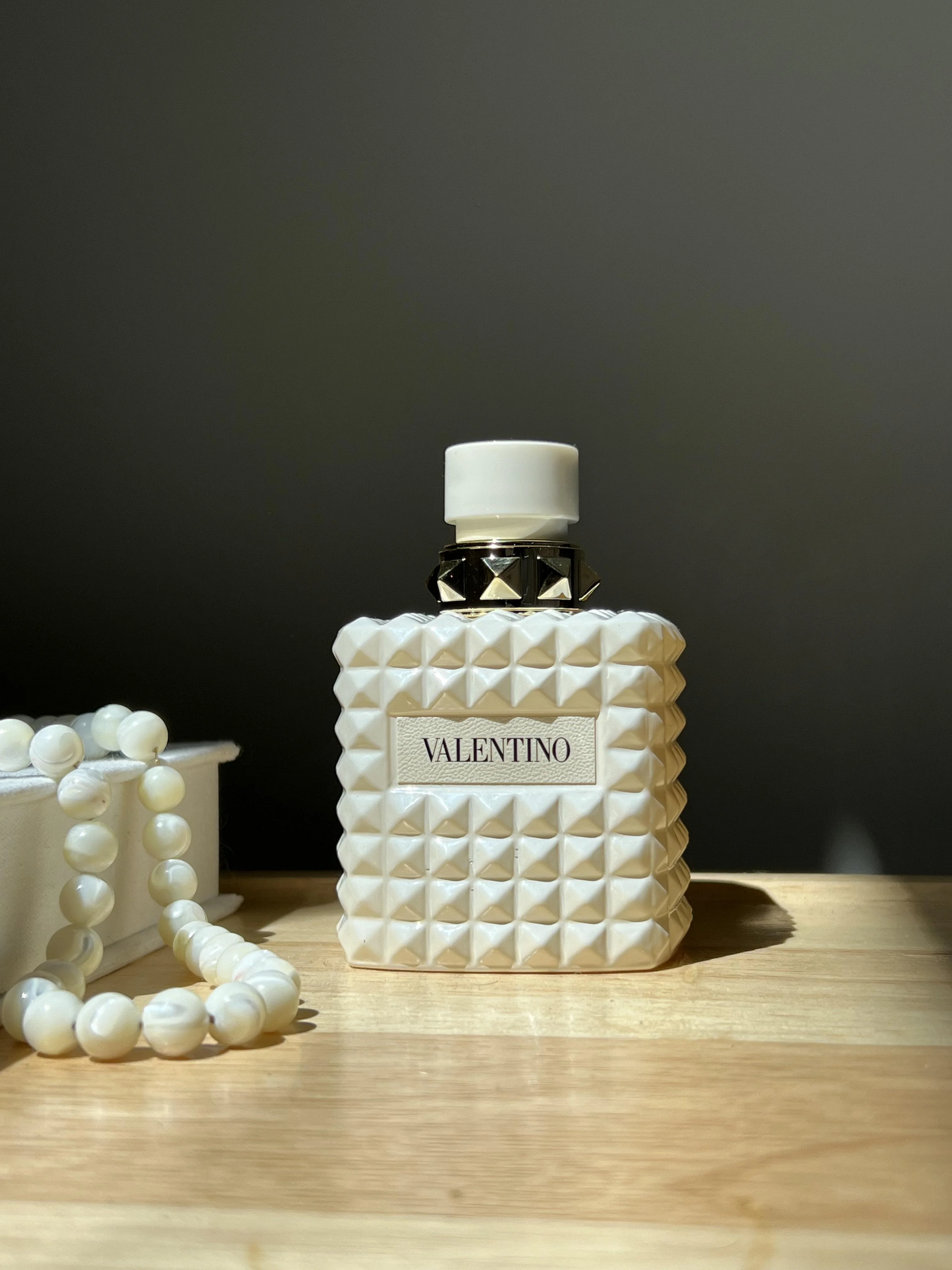Donna Born in Roma Ivory by Valentino – Eau de Parfum 100ML (2025)