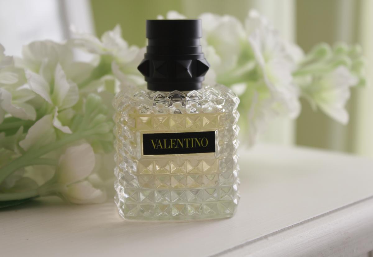 Donna Born in Roma Yellow Dream by Valentino – Eau de Parfum 100ML (2021)